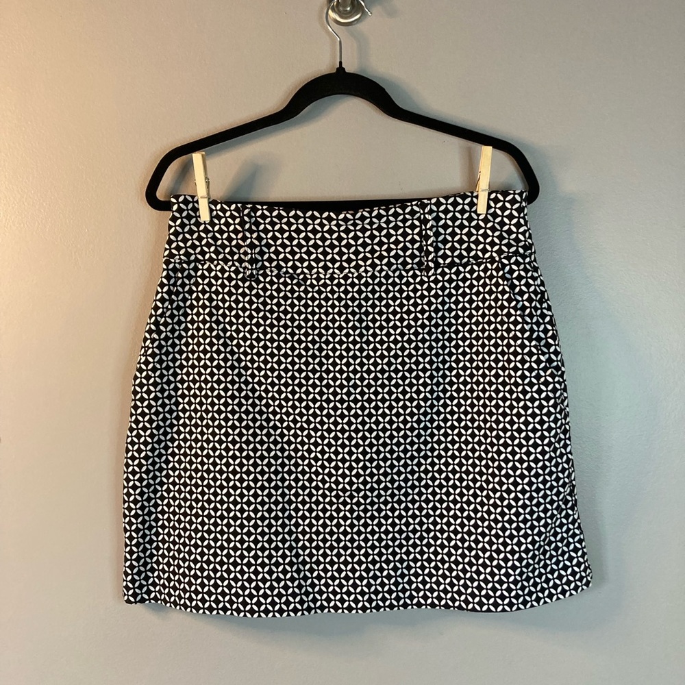 Emerald 18 Golf Tennis Skort 10 Skirt Black White Athleisure Hiking.